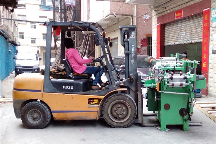 【龙华叉车出租】附近哪里有短期租赁？